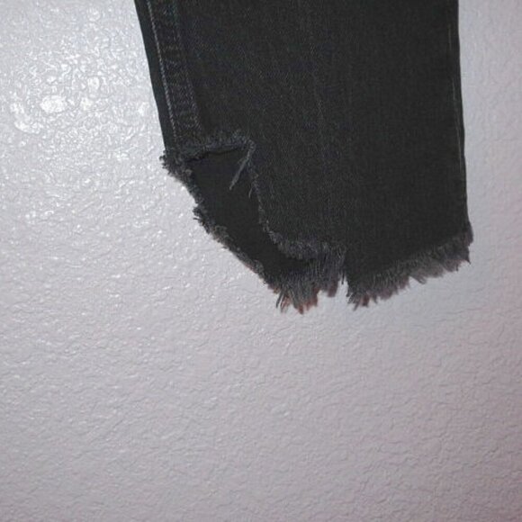 We The Free People Baggy Boyfriend Jeans Size 25 High Button Fly Fringe Crop - Picture 5 of 12